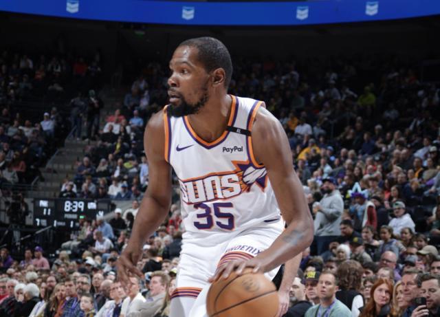 7m体育-杜兰特复出太阳止跌：有他12胜2负，没他1胜9负