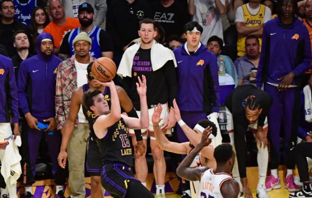 7m体育-湖人第三球星已在阵中！里夫斯三分显威 要啥拉文？