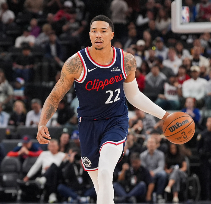 7m体育-快船加时121-117险胜猛龙 球员评价：5人优秀，3人及格，3人低迷|洛佩斯|多伦多猛龙队|洛杉矶快船队|伊维察·祖巴茨|詹姆斯·哈登_新浪体育_新浪新闻