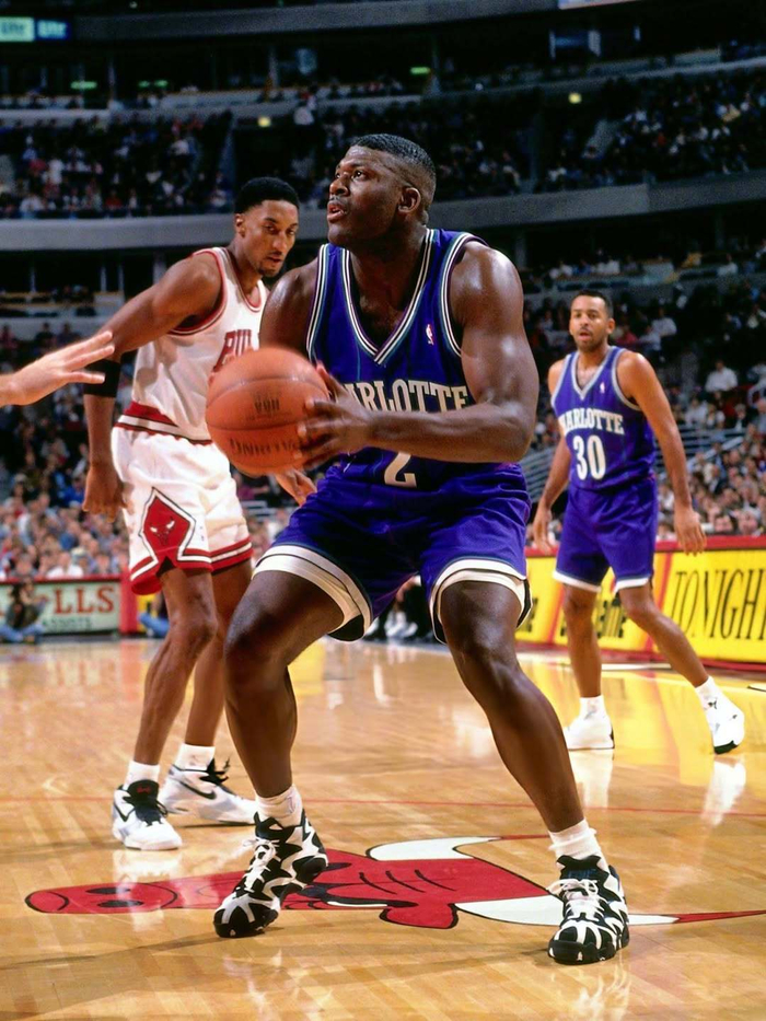 7m体育官网-每日老鞋致青春，25年前穿Converse球员回顾|匡威(Converse)_新浪体育_新浪新闻