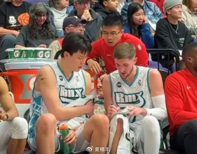 7m体育官网-半场就拿两双！杨瀚森轻松虐菜，开拓者培养成果明显|NBA|杨翰森|波特兰开拓者队|亚特兰大老鹰队|NBA发展联盟_新浪体育_新浪新闻