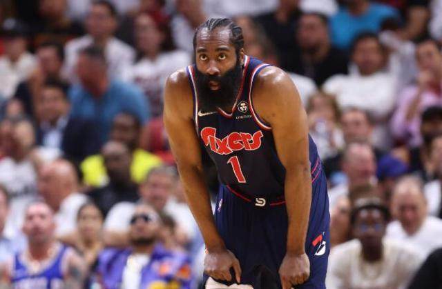 7m体育-哈登顶薪最多能拿多少？降薪留队又将如何操作？