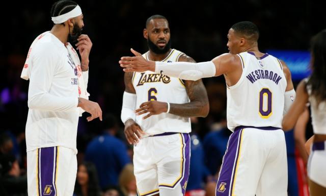 7m体育-输灰熊韦少再度拉垮，为什么湖人一定不能放弃他？