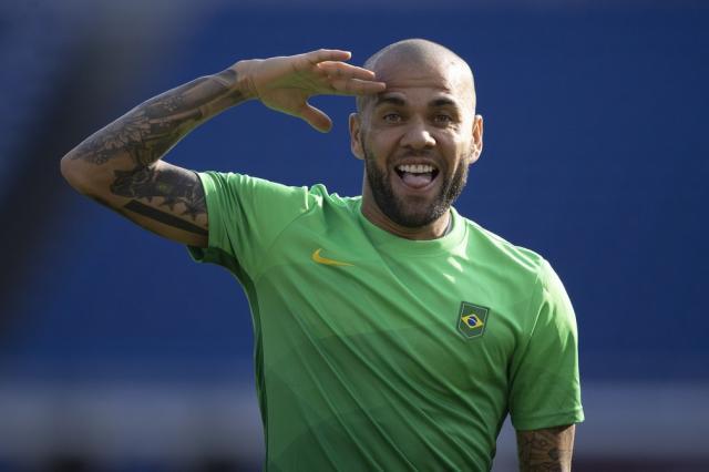 7m体育官网-巴西国奥进决赛最大功臣桑托斯？不！是38岁“二爷”！