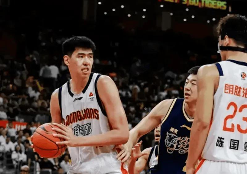 7m体育官网-徐昕收到NBA试训+夏联邀请,同时官宣入国家队短训营,如何决策?